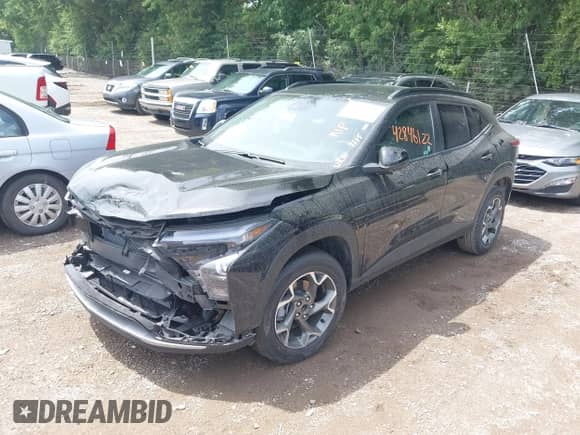 2025 Chevrolet Trax LT с VIN KL77LHEP9SC243721, выставлен на аукционе IAAI как лот 42846122 с пробегом 1 579 миль миль и . История ставок и продаж доступна на DreamBid. Изображение 2.