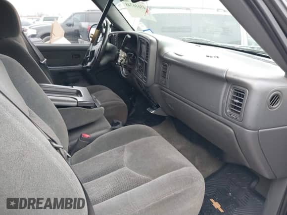 2003 Chevrolet Silverado 1500 with VIN 2GCEK19T831213564, listed as a IAAI auction lot 41616748 with 179,876 mi miles and . Bid and sale history available at DreamBid. Image 5.