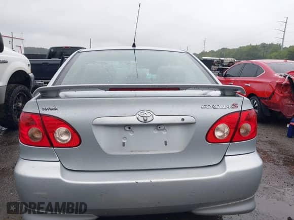 2008 Toyota Corolla CE с VIN 2T1BR30E98C896456, выставлен на аукционе IAAI как лот 42796603 с пробегом Не указан миль и . История ставок и продаж доступна на DreamBid. Изображение 15.