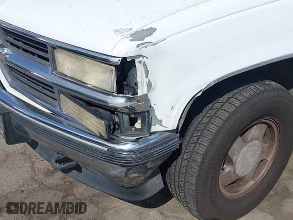 1997 Chevrolet Tahoe with VIN 1GNEK13RXVJ428831, listed as a IAAI auction lot 43348161 with 162,463 mi miles and . Bid and sale history available at DreamBid. Image 6.