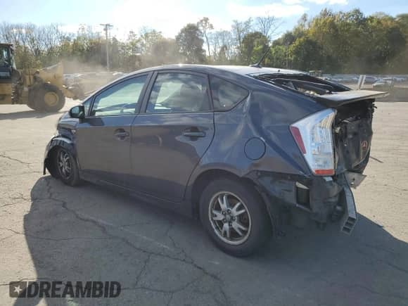 2010 Toyota Prius III with VIN JTDKN3DU3A0144667, listed as a Copart auction lot 86122085 with 194,170 mi miles and Salvage title. Bid and sale history available at DreamBid. Image 2.