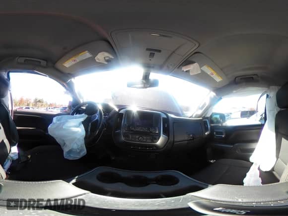 2018 Chevrolet Silverado 2500HD LT с VIN 1GC2KVEG8JZ235359, выставлен на аукционе IAAI как лот 40674239 с пробегом 106 060 миль миль и . История ставок и продаж доступна на DreamBid. Изображение 18.