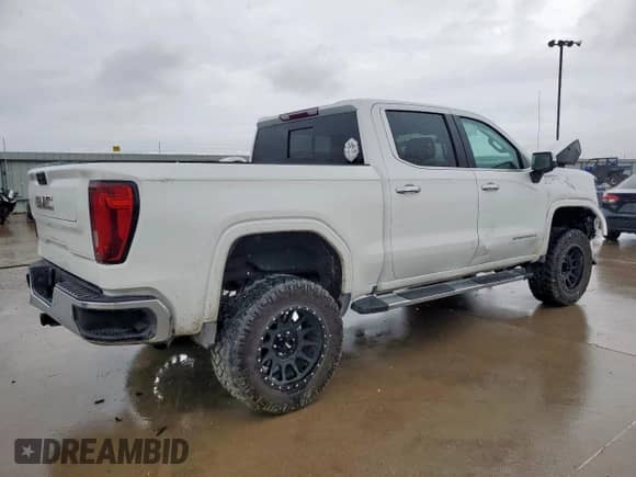 2022 GMC Sierra 1500 SLT with VIN 3GTUUDED7NG519851, listed as a Copart auction lot 60278625 with 50,610 mi miles and Salvage title. Bid and sale history available at DreamBid. Image 3.