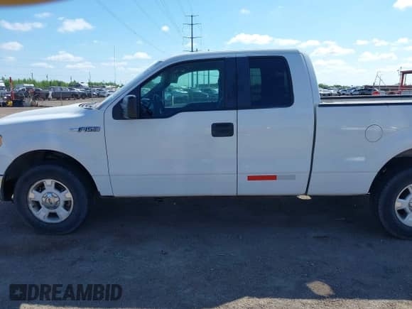 2009 Ford F-150 XLT с VIN 1FTRX12V89KA47778, выставлен на аукционе IAAI как лот 43353556 с пробегом 334 978 миль миль и . История ставок и продаж доступна на DreamBid. Изображение 14.