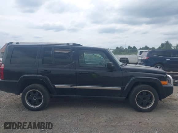 2008 Jeep Commander Limited with VIN 1J8HG58N48C236407, listed as a IAAI auction lot 43020140 with 159,762 mi miles and . Bid and sale history available at DreamBid. Image 14.