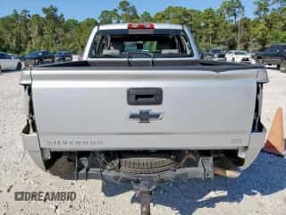 2017 Chevrolet Silverado 1500 LTZ z VIN 3GCUKSEC2HG145784, wystawiony jako Copart lot #86768415 z przebiegiem 169 562 mil mil oraz Szkoda całkowita • Salvage title. Historia ofert i sprzedaży dostępna na DreamBid. Obrazek 6.