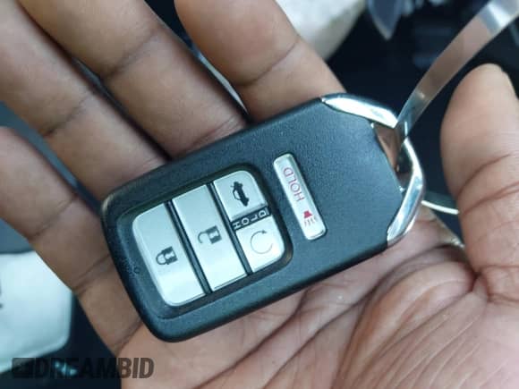 2019 Honda Accord Sport z VIN 1HGCV2F39KA034657, wystawiony jako IAAI lot #43300418 z przebiegiem 54 467 mil mil oraz . Historia ofert i sprzedaży dostępna na DreamBid. Obrazek 11.