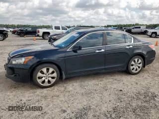 2009 Honda Accord EX-L z VIN 1HGCP36819A024078, wystawiony jako Copart lot #68720045 z przebiegiem 239 258 mil mil oraz Czysty tytuł • Clean title. Historia ofert i sprzedaży dostępna na DreamBid. Obrazek 1.