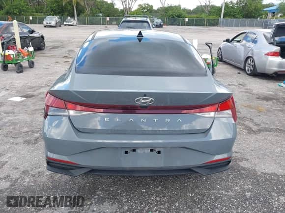 2022 Hyundai Elantra SEL with VIN KMHLM4AG8NU238971, listed as a IAAI auction lot 43317491 with 113,649 mi miles and . Bid and sale history available at DreamBid. Image 17.