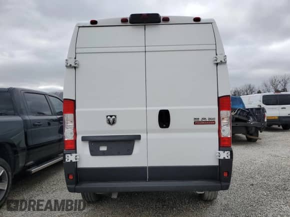 2022 Ram ProMaster Cargo с VIN 3C6LRVDG8NE134557, выставлен на аукционе Copart как лот 45320955 с пробегом 26 731 миль миль и Списание • Salvage title. История ставок и продаж доступна на DreamBid. Изображение 6.