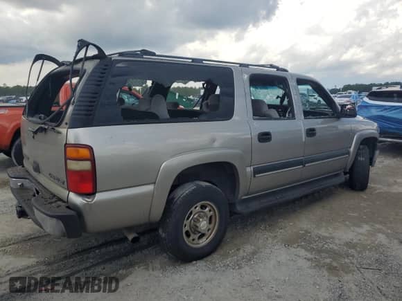 2001 Chevrolet Suburban LT с VIN 3GNGC26U01G277358, выставлен на аукционе Copart как лот 67711355 с пробегом 270 571 миль миль и Списание • Salvage title. История ставок и продаж доступна на DreamBid. Изображение 3.