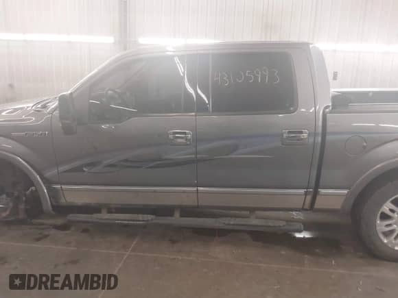 2010 Ford F-150 XL с VIN 1FTFW1EV2AFA31073, выставлен на аукционе IAAI как лот 43105993 с пробегом 183 274 миль миль и . История ставок и продаж доступна на DreamBid. Изображение 15.