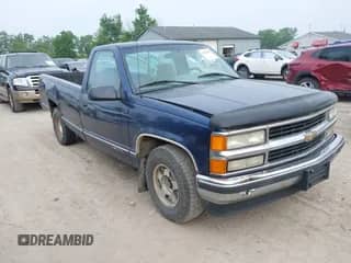 1996 Chevrolet Silverado 1500 with VIN 1GCEC14R7TZ209490, listed as a IAAI auction lot 42483889 with 165,838 mi miles and . Bid and sale history available at DreamBid. Image 1.