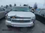 2011 Chevrolet Suburban LS с VIN 1GNSCHE07BR241468, выставлен на аукционе IAAI как лот 41376362 с пробегом 277 907 миль миль и . История ставок и продаж доступна на DreamBid. Изображение 12.