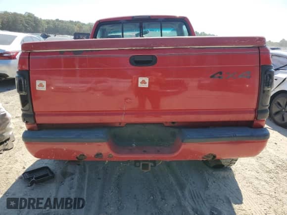 1997 Dodge 1500 with VIN 1B7HF16Y6VJ543522, listed as a Copart auction lot 71537935 with 232,005 mi miles and Salvage title. Bid and sale history available at DreamBid. Image 6.