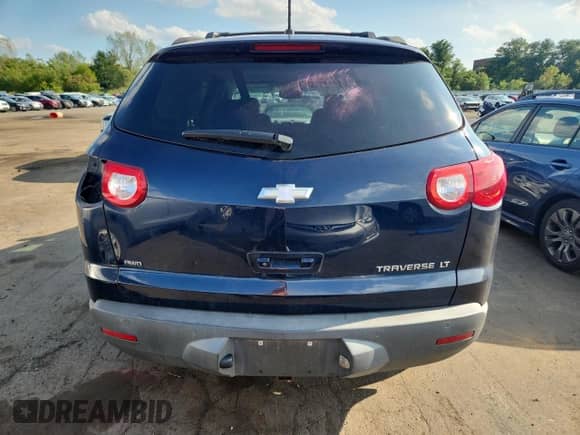2010 Chevrolet Traverse 1LT z VIN 1GNLVFED9AS149016, wystawiony jako Copart lot #71210555 z przebiegiem 158 270 mil mil oraz Szkoda całkowita • Salvage title. Historia ofert i sprzedaży dostępna na DreamBid. Obrazek 6.