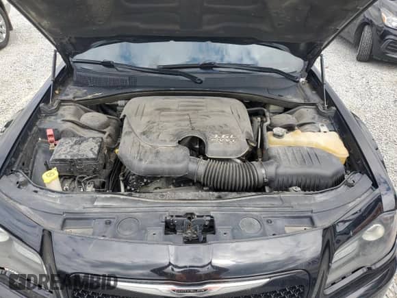 2014 Chrysler 300 S с VIN 2C3CCAGG5EH229195, выставлен на аукционе Copart как лот 69842395 с пробегом Не указан миль и Списание • Salvage title. История ставок и продаж доступна на DreamBid. Изображение 11.