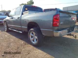 2008 Dodge 1500 SLT z VIN 1D7HA18238S623100, wystawiony jako IAAI lot #43124087 z przebiegiem 210 866 mil mil oraz . Historia ofert i sprzedaży dostępna na DreamBid. Obrazek 3.