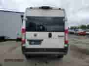 2020 Ram ProMaster Cargo z VIN 3C6TRVBG8LE138365, wystawiony jako Copart lot #47585425 z przebiegiem 96 514 mil mil oraz Szkoda całkowita • Salvage title. Historia ofert i sprzedaży dostępna na DreamBid. Obrazek 6.