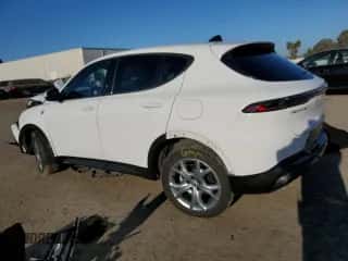 2024 Dodge Hornet R/T с VIN ZACPDFCW5R3A27697, выставлен на аукционе Copart как лот 89251915 с пробегом 18 210 миль миль и На запчасти • Non repairable. История ставок и продаж доступна на DreamBid. Изображение 2.