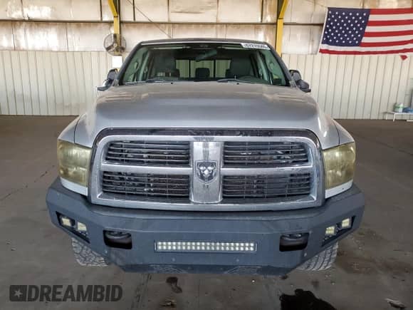 2010 Dodge 2500 SLT with VIN 3D7UT2CL2AG183155, listed as a Copart auction lot 67215545 with 219,318 mi miles and Salvage title. Bid and sale history available at DreamBid. Image 5.