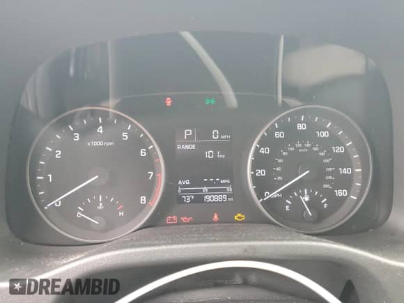 2017 Hyundai Elantra Limited with VIN KMHD84LF2HU402541, listed as a Copart auction lot 81973495 with 190,889 mi miles and Clean title. Bid and sale history available at DreamBid. Image 9.