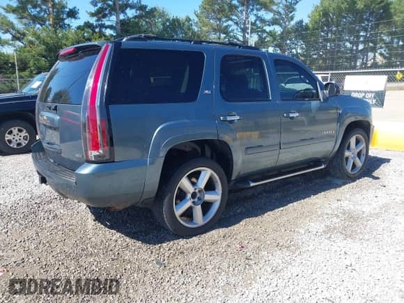 2008 Chevrolet Tahoe 3LT with VIN 1GNFK13098R123834, listed as a IAAI auction lot 43429402 with 134,172 mi miles and . Bid and sale history available at DreamBid. Image 4.