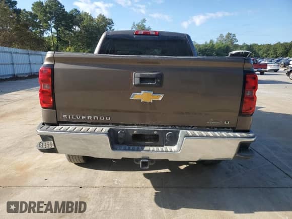 2015 Chevrolet Silverado 1500 LT z VIN 3GCPCREC8FG121635, wystawiony jako Copart lot #72019535 z przebiegiem 255 279 mil mil oraz Szkoda całkowita • Salvage title. Historia ofert i sprzedaży dostępna na DreamBid. Obrazek 6.