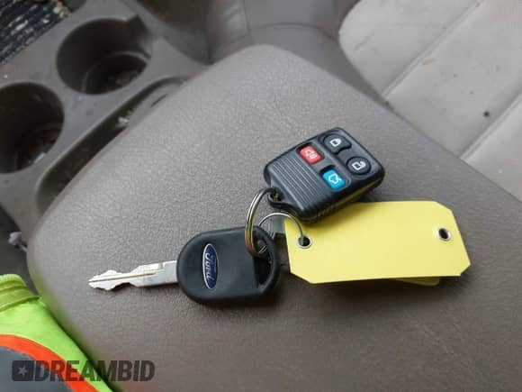 2003 Ford Explorer Eddie Bauer z VIN 1FMDU74K03UC30186, wystawiony jako IAAI lot #42373893 z przebiegiem 103 172 mil mil oraz . Historia ofert i sprzedaży dostępna na DreamBid. Obrazek 11.