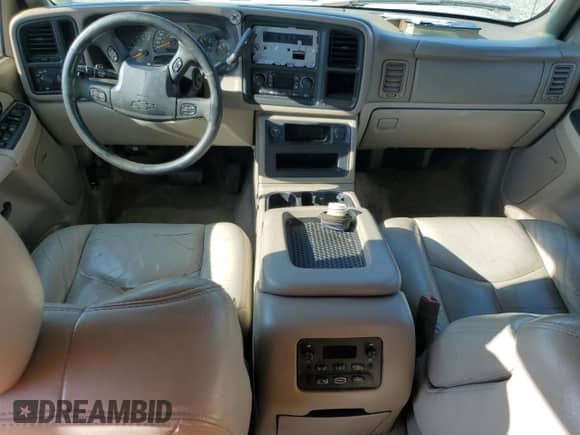 2003 Chevrolet Suburban LT с VIN 1GNEC16Z93J333330, выставлен на аукционе Copart как лот 71870435 с пробегом 245 551 миль миль и Чистый • Clean title. История ставок и продаж доступна на DreamBid. Изображение 8.