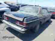 1982 Mercedes-Benz 300 z VIN WDBAB53A7CB000357, wystawiony jako IAAI lot #26824818 z przebiegiem 246 244 mil mil oraz . Historia ofert i sprzedaży dostępna na DreamBid. Obrazek 4.