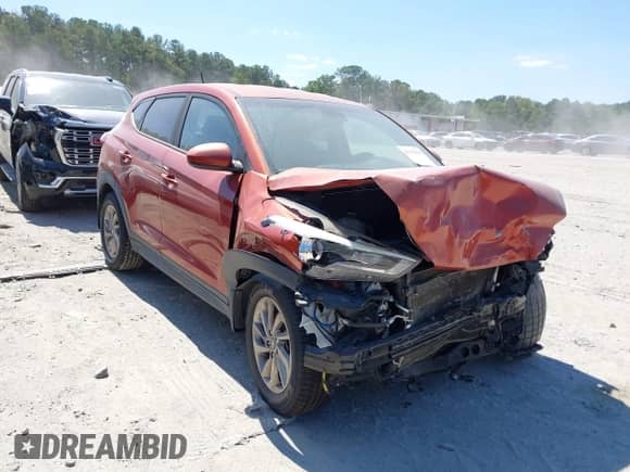 2017 Hyundai Tucson SE z VIN KM8J23A44HU527265, wystawiony jako IAAI lot #43170336 z przebiegiem 127 740 mil mil oraz . Historia ofert i sprzedaży dostępna na DreamBid. Obrazek 1.