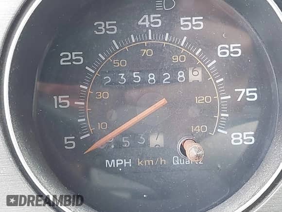 1990 Chevrolet Chevy Van with VIN 1GBEG25KXL7110285, listed as a IAAI auction lot 42875782 with 235,828 mi miles and . Bid and sale history available at DreamBid. Image 15.