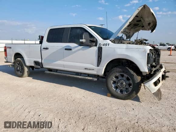 2023 Ford F-250 XL z VIN 1FT8W2BT0PED75405, wystawiony jako Copart lot #68742285 z przebiegiem 80 184 mil mil oraz Szkoda całkowita • Salvage title. Historia ofert i sprzedaży dostępna na DreamBid. Obrazek 4.
