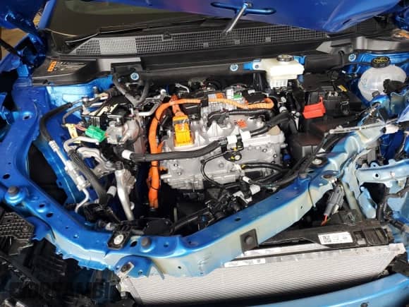2025 Chevrolet Equinox EV RS z VIN 3GN7DSRP7SS238994, wystawiony jako Copart lot #68860095 z przebiegiem 152 mil mil oraz Szkoda całkowita • Salvage title. Historia ofert i sprzedaży dostępna na DreamBid. Obrazek 12.