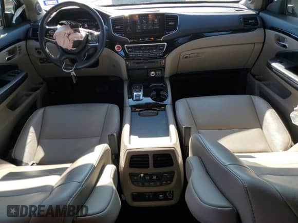 2021 Honda Pilot Touring 7-Passenger с VIN 5FNYF5H63MB027322, выставлен на аукционе Copart как лот 56532625 с пробегом 63 318 миль миль и Списание • Salvage title. История ставок и продаж доступна на DreamBid. Изображение 8.