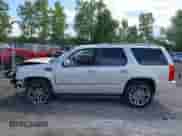 2011 Cadillac Escalade with VIN 1GYS3AEF2BR305494, listed as a IAAI auction lot 43065173 with 174,844 mi miles and . Bid and sale history available at DreamBid. Image 14.