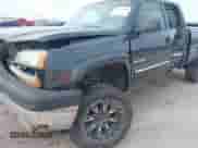 2003 Chevrolet Silverado 2500HD LS z VIN 1GCHK23U73F169313, wystawiony jako IAAI lot #42730794 z przebiegiem 182 152 mil mil oraz . Historia ofert i sprzedaży dostępna na DreamBid. Obrazek 20.