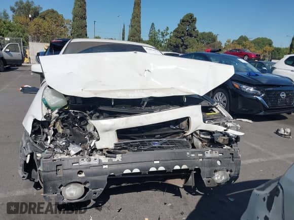 2004 Volvo S60 с VIN YV1RS59VX42392874, выставлен на аукционе IAAI как лот 43054378 с пробегом Не указан миль и . История ставок и продаж доступна на DreamBid. Изображение 12.