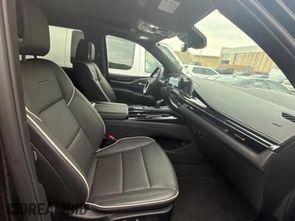 2024 Cadillac Escalade 4WD Sport z VIN 1GYS4EKLXRR210447, wystawiony jako Copart lot #78821674 z przebiegiem 18 480 mil mil oraz Czysty tytuł • Clean title. Historia ofert i sprzedaży dostępna na DreamBid. Obrazek 5.