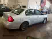 2006 Chevrolet Malibu 1LS z VIN 1G1ZS51F06F222022, wystawiony jako Copart lot #60432685 z przebiegiem 203 901 mil mil oraz Czysty tytuł • Clean title. Historia ofert i sprzedaży dostępna na DreamBid. Obrazek 3.