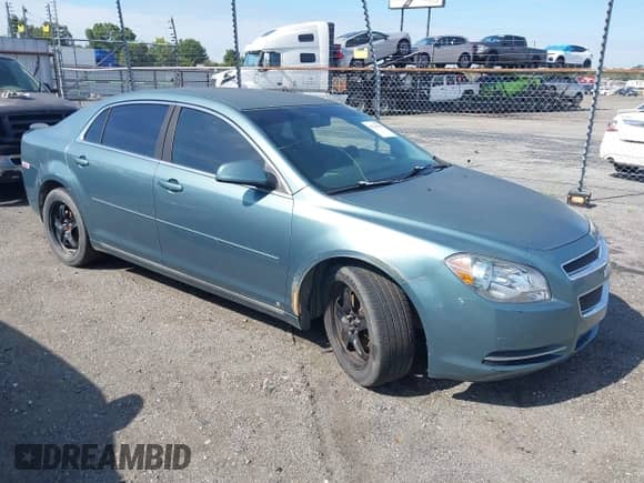 2009 Chevrolet Malibu 1LT с VIN 1G1ZH57B494103635, выставлен на аукционе IAAI как лот 43114421 с пробегом 175 922 миль миль и . История ставок и продаж доступна на DreamBid. Изображение 1.