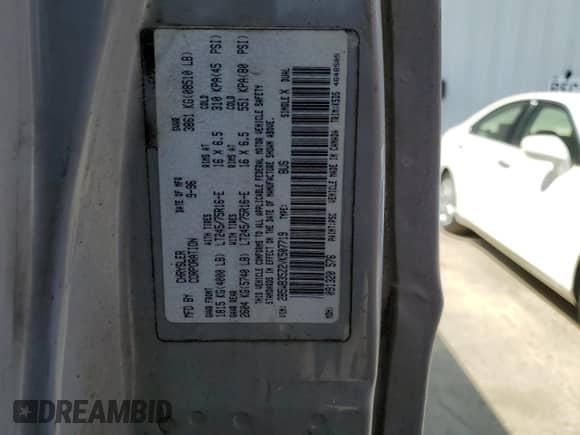 1997 Dodge Passenger with VIN 2B5WB35Z2VK507719, listed as a Copart auction lot 61026574 with 91,767 mi miles and Clean title. Bid and sale history available at DreamBid. Image 13.