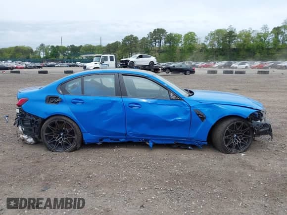 2025 BMW M3 Competition xDrive with VIN WBS33HJ01SFU28279, listed as a IAAI auction lot 42247834 with 5,980 mi miles and . Bid and sale history available at DreamBid. Image 14.