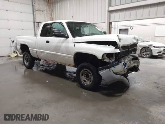 1999 Dodge 2500 with VIN 3B7KF2365XG244445, listed as a IAAI auction lot 41880557 with Not provided miles and . Bid and sale history available at DreamBid. Image 1.