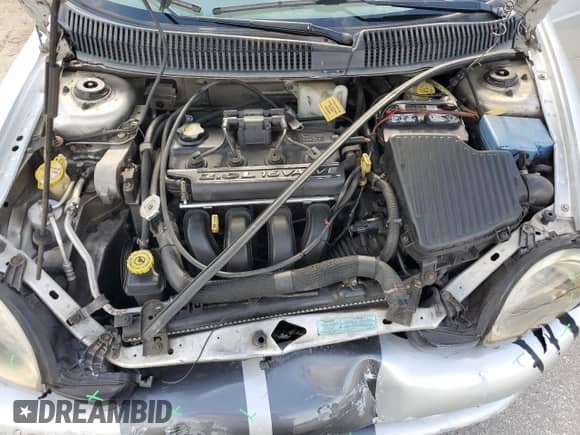 2000 Dodge Neon Highline with VIN 1B3ES46C9YD691348, listed as a Copart auction lot 69740835 with 205,868 mi miles and Salvage title. Bid and sale history available at DreamBid. Image 11.