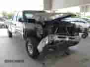 2006 Chevrolet Silverado 2500HD LT3 z VIN 1GCHK23D16F237450, wystawiony jako IAAI lot #42576469 z przebiegiem 170 829 mil mil oraz . Historia ofert i sprzedaży dostępna na DreamBid. Obrazek 1.