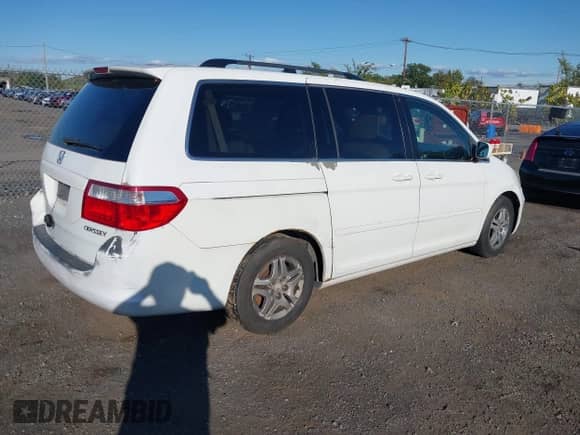 2005 Honda Odyssey EX с VIN 5FNRL38455B410650, выставлен на аукционе IAAI как лот 43375604 с пробегом 209 896 миль миль и . История ставок и продаж доступна на DreamBid. Изображение 4.