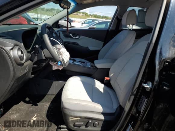 2023 Hyundai Kona SE с VIN KM8K23AGXPU166332, выставлен на аукционе Copart как лот 70996175 с пробегом 44 942 миль миль и Списание • Salvage title. История ставок и продаж доступна на DreamBid. Изображение 7.