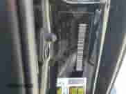 2020 Toyota Sienna SE z VIN 5TDXZ3DC0LS045936, wystawiony jako Copart lot #65421045 z przebiegiem 163 197 mil mil oraz Szkoda całkowita • Salvage title. Historia ofert i sprzedaży dostępna na DreamBid. Obrazek 13.